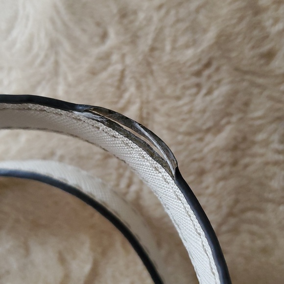 MICHEAL Micheal Kors Jet Set Tote - Picture 15 of 16